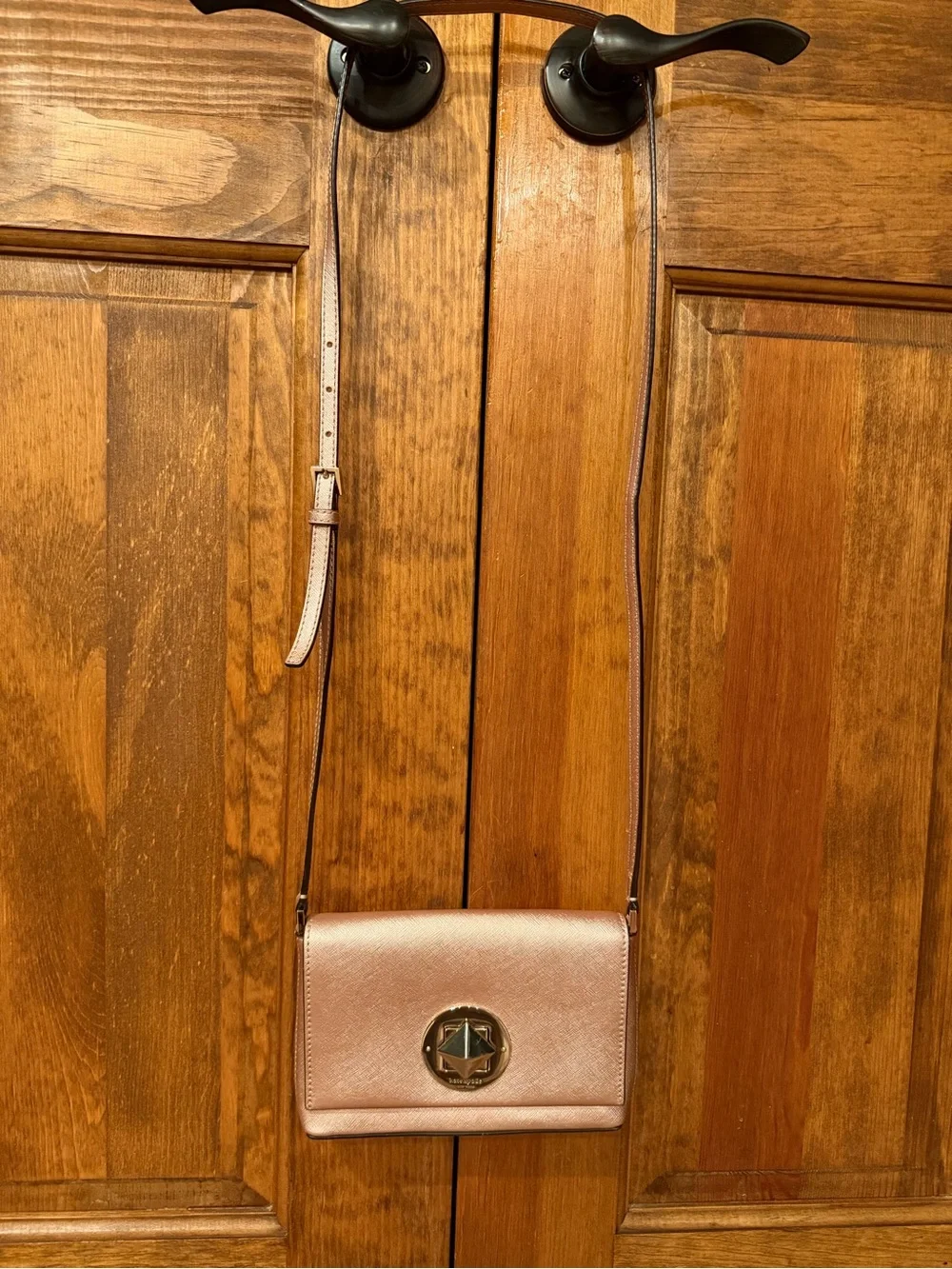 kate spade New York Sally Newbury Rose Gold Crossbody Bag Turn lock See pics